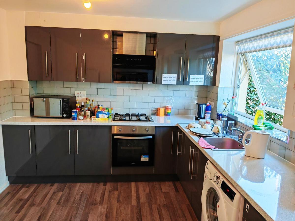 Holiday Home Манчестер Екстер'єр фото