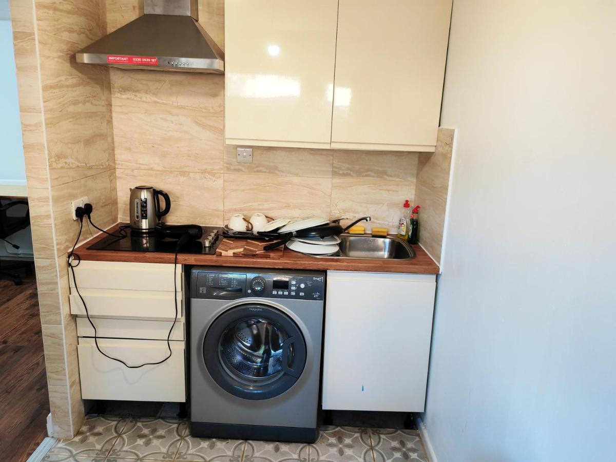 Holiday Home Манчестер Екстер'єр фото
